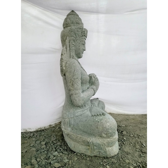 Statue extérieur déesse balinaise fleur assise pierre volcanique 120cm