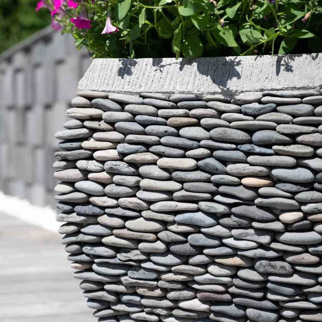 Pot bac jardinière galbé galet hauteur 50cm jardin zen Pot bac jardinière galbé galet hauteur 50cm jardin zen
