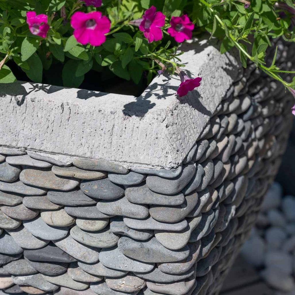 Pot bac jardinière galbé galet hauteur 50cm jardin zen Pot bac jardinière galbé galet hauteur 50cm jardin zen
