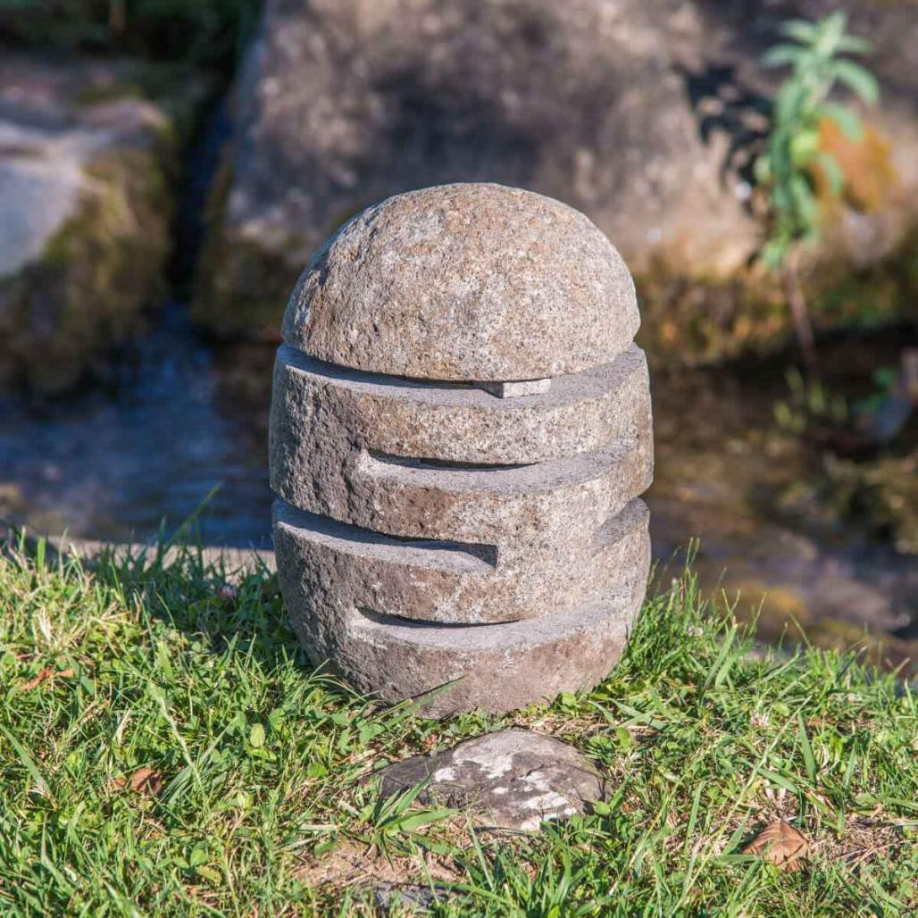 Lampe de jardin en pierre de rivière 30-35cm Lampe de jardin en pierre de rivière 30-35cm