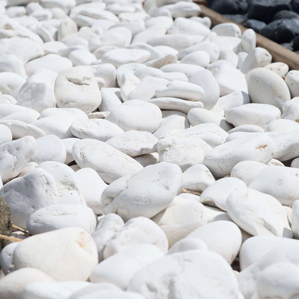 5 sacs de galet blanc de 10kg 5 sacs de galet blanc de 10kg