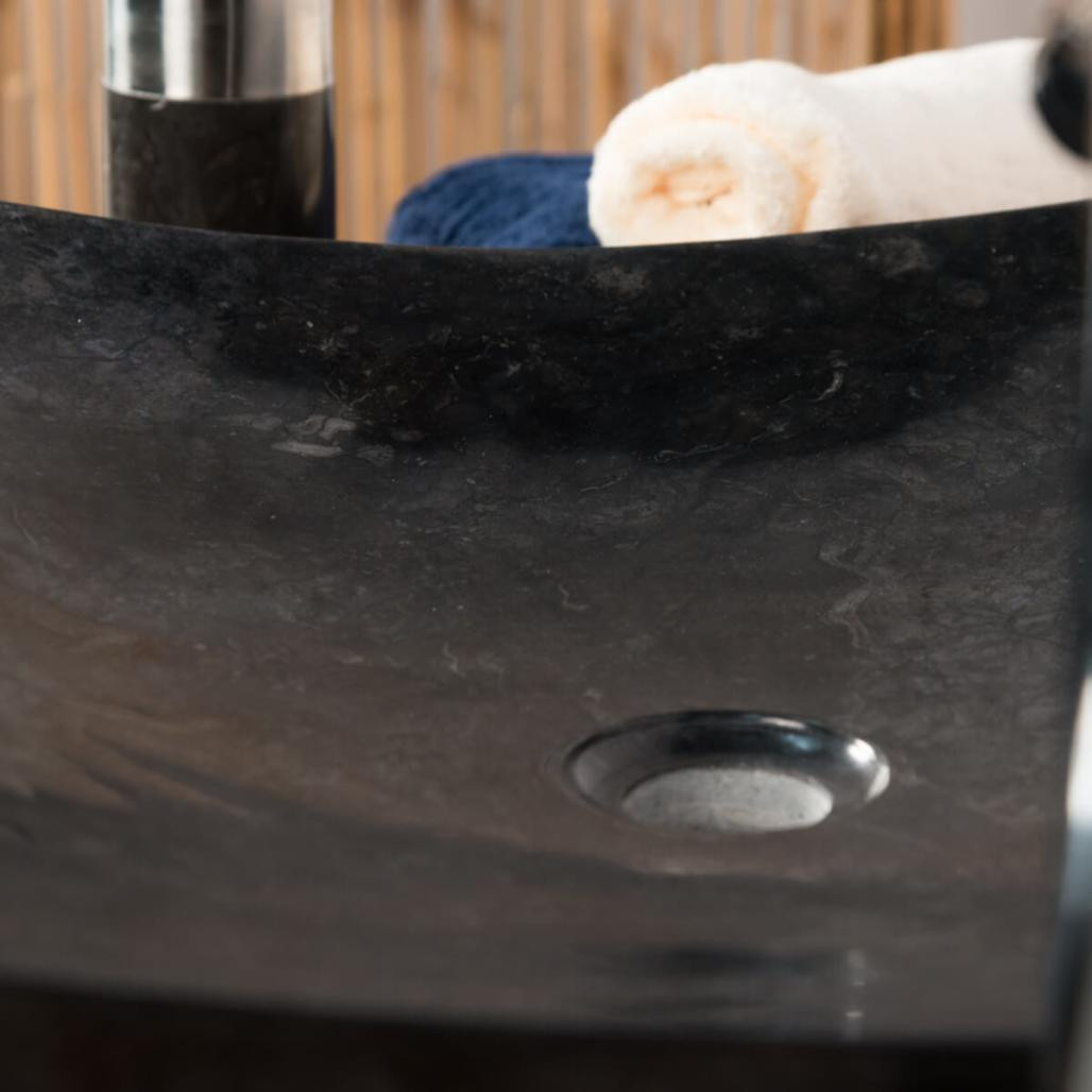 Grande vasque 50cm noir à poser rectangle en marbre Gènes poli Grande vasque 50cm noir à poser rectangle en marbre Gènes poli