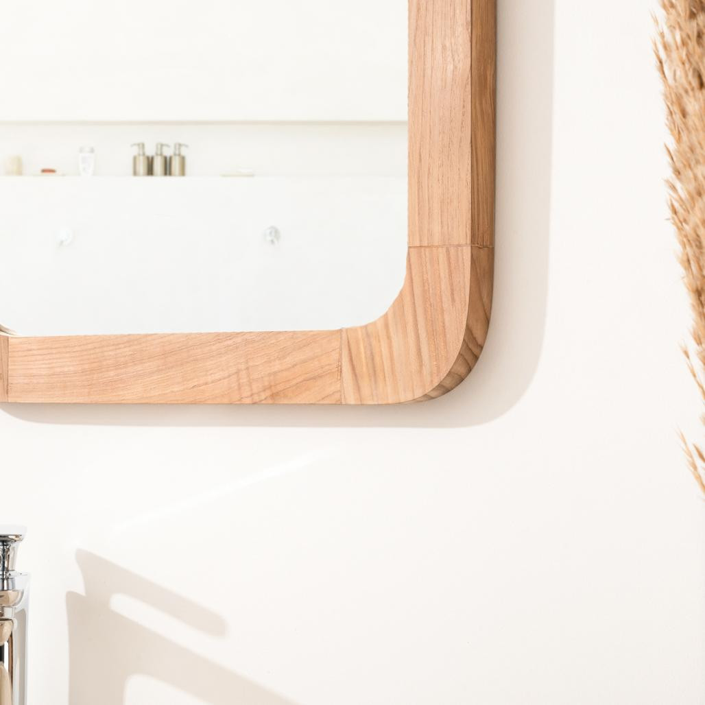 Miroir rétro en teck massif 70 cm x 50cm Miroir rétro en teck massif 70 cm x 50cm