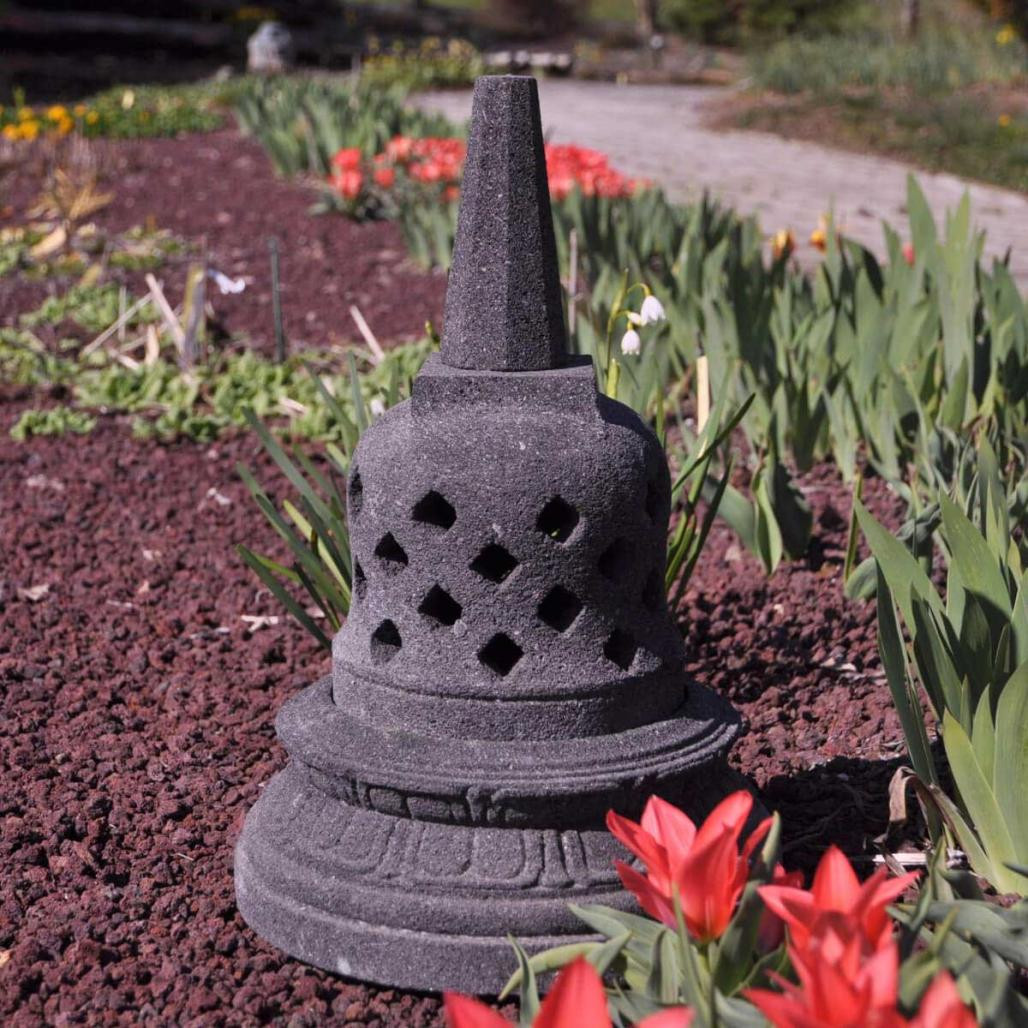 Lampe stupa borobudur en pierre de lave 45 cm