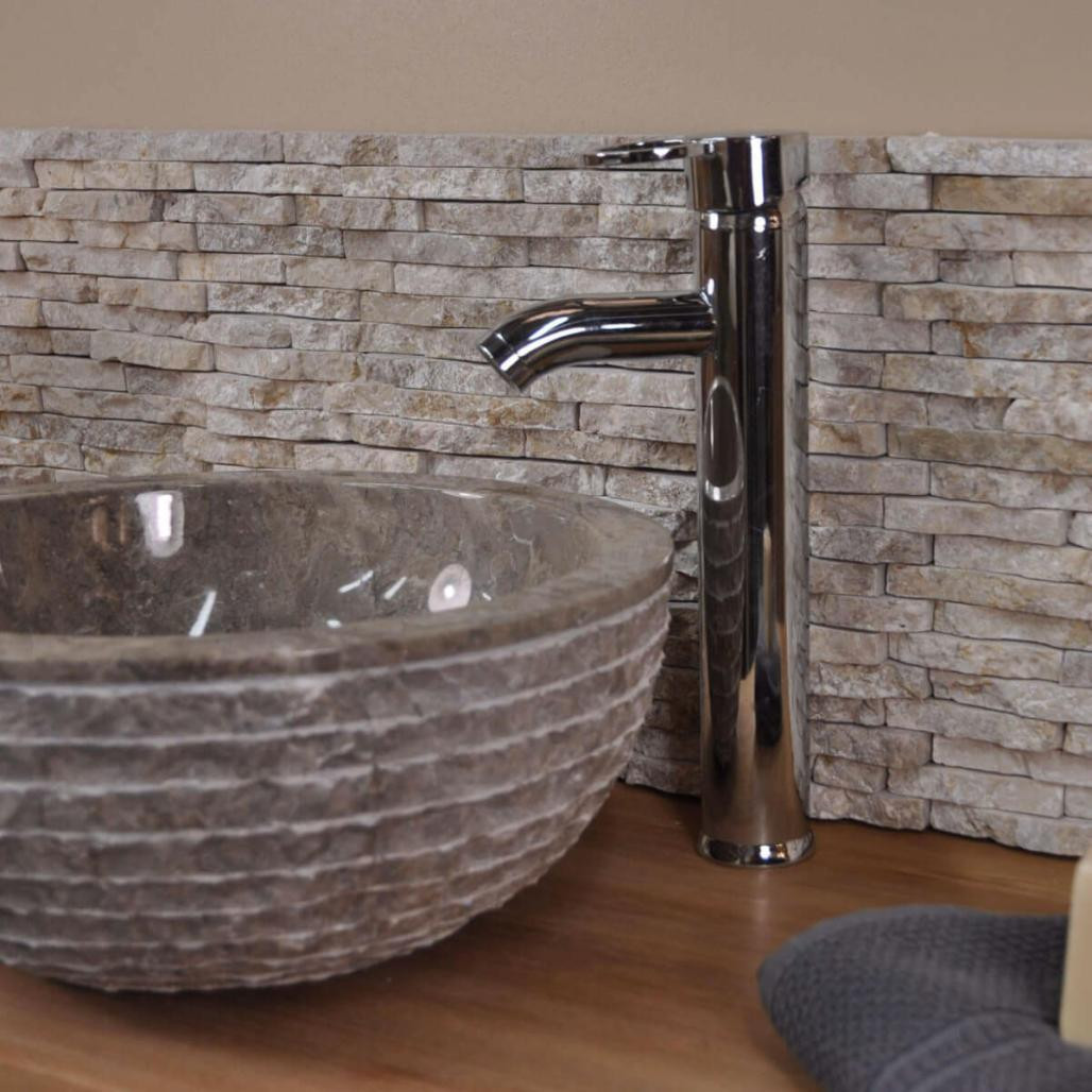 Parement en pierre naturel marbre brut crème