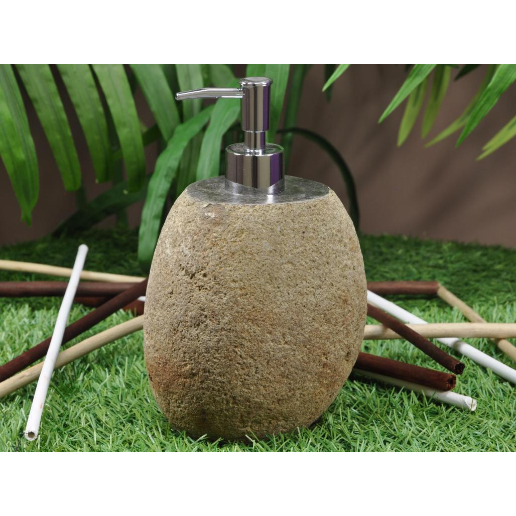 Distributeur de savon en galet de rivière