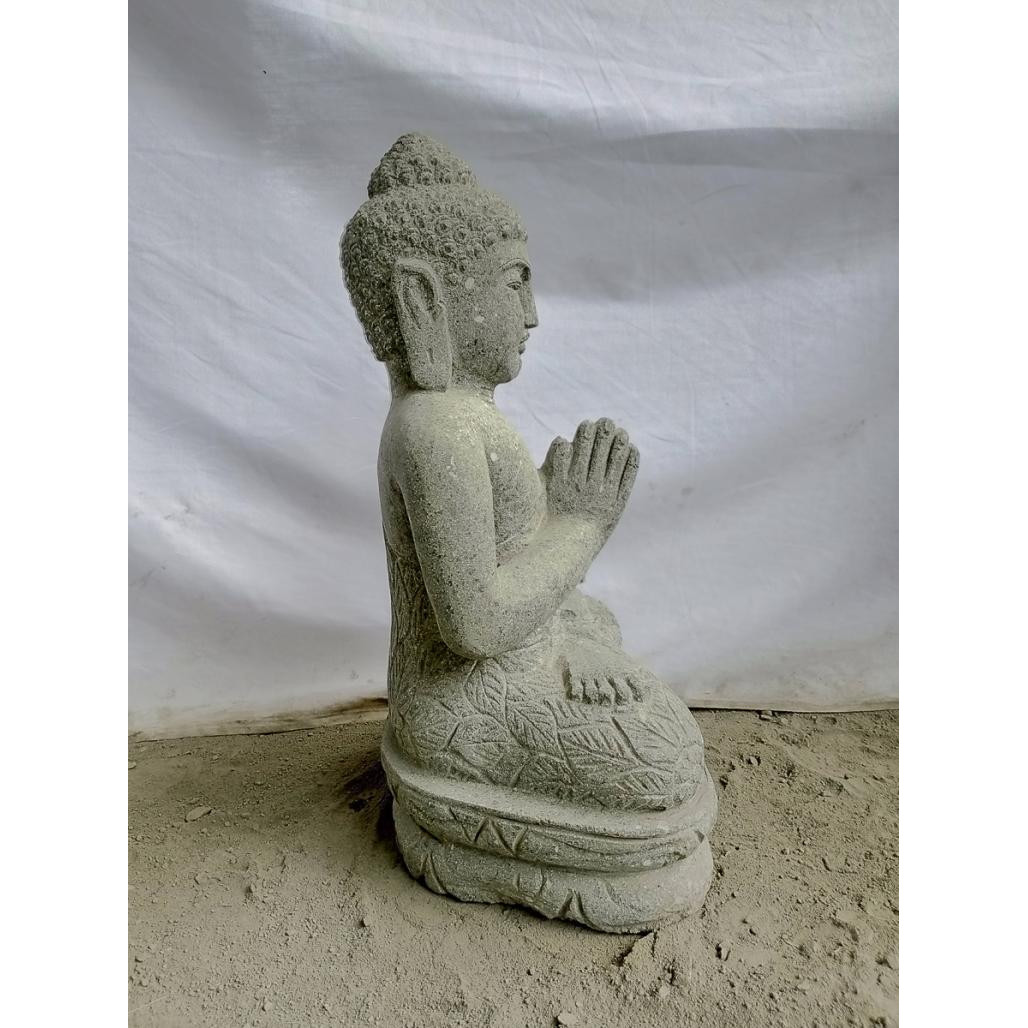 Statue zen bouddha assis pierre volcanique position prière 50 cm
