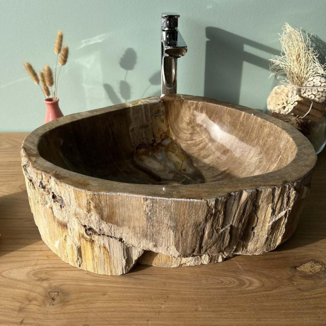 Vasque de salle de bain à poser en bois pétrifié fossilisé intérieur poli 40 cm