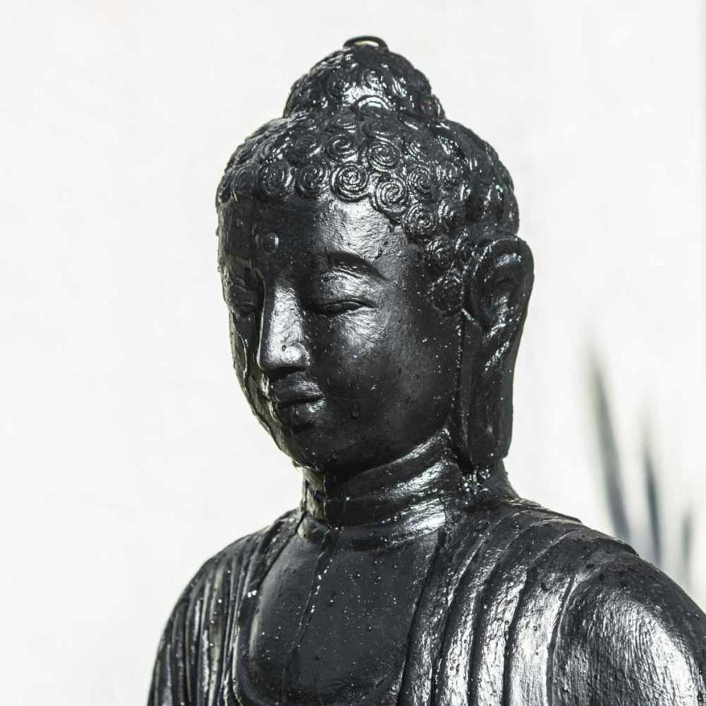 Fontaine de jardin bouddha assis 1 m 20 patiné noir Fontaine de jardin bouddha assis 1 m 20 patiné noir
