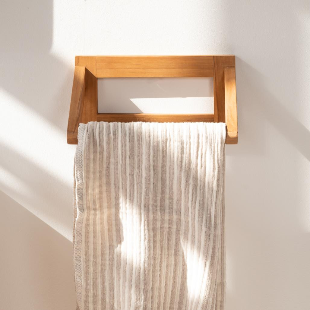 Porte serviette mural en teck à fixer Porte serviette mural en teck à fixer