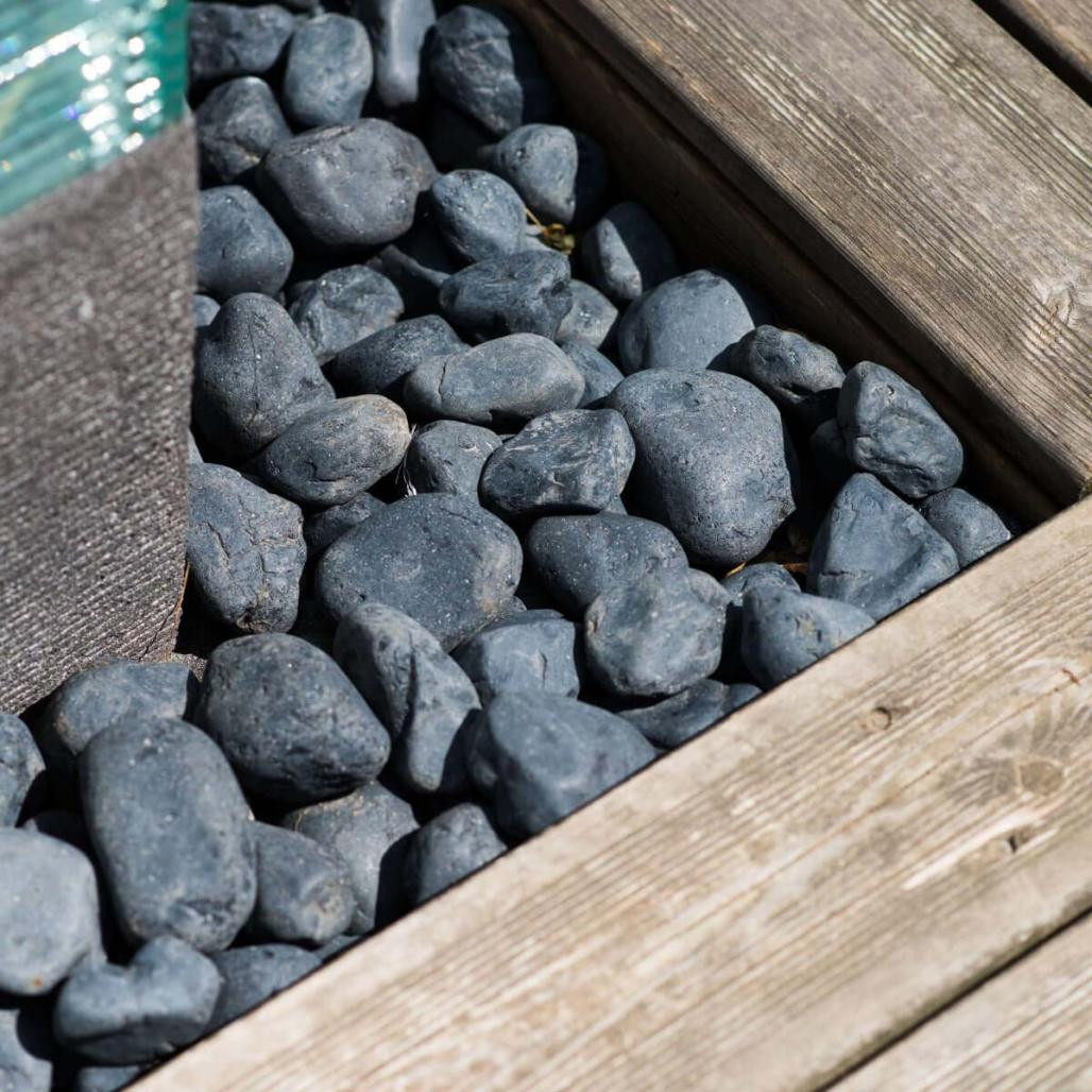 5 sacs de galet noir de 15kg 5 sacs de galet noir de 15kg