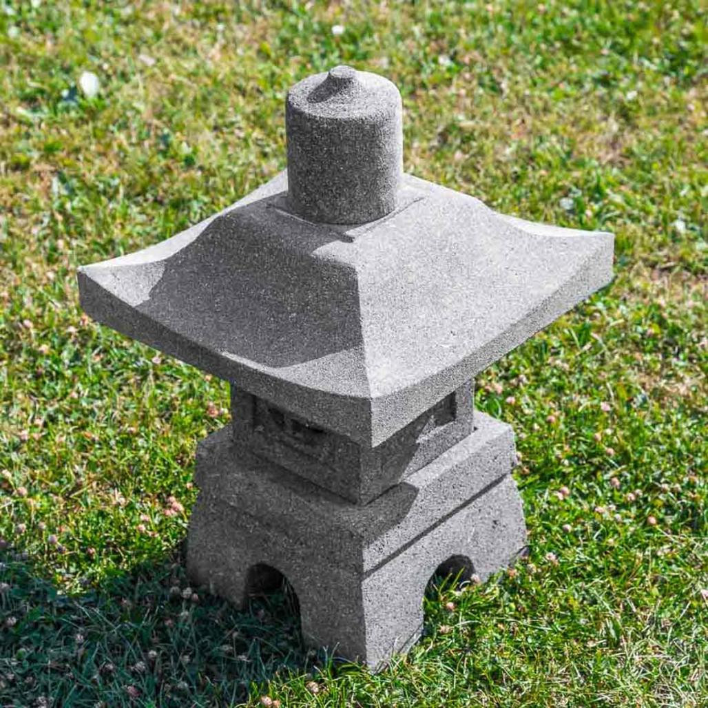 Lanterne de jardin japonais en pierre de lave 55cm