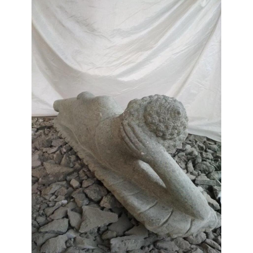 Bouddha allongé en pierre de lave jardin zen 2 m Bouddha allongé en pierre de lave jardin zen 2 m