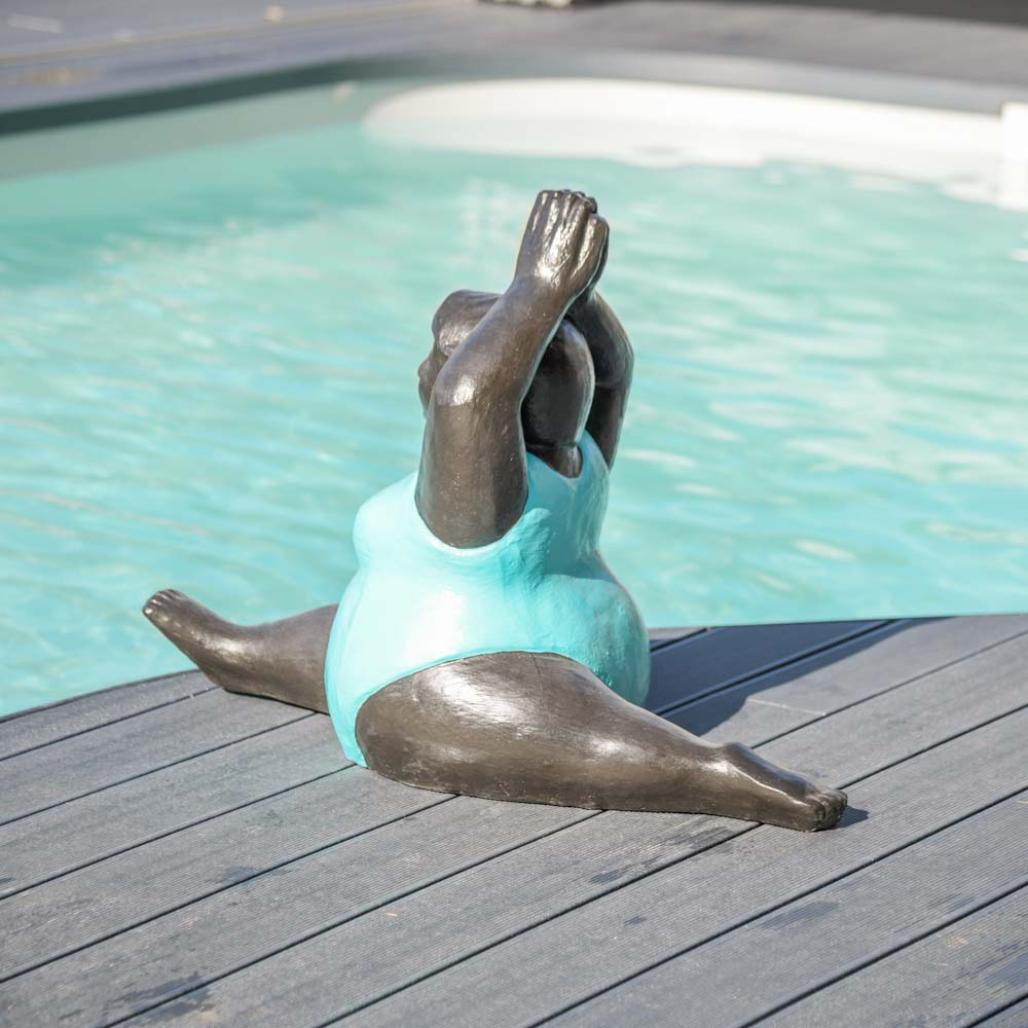 Statue moderne femme ronde position yoga turquoise Statue moderne femme ronde position yoga turquoise
