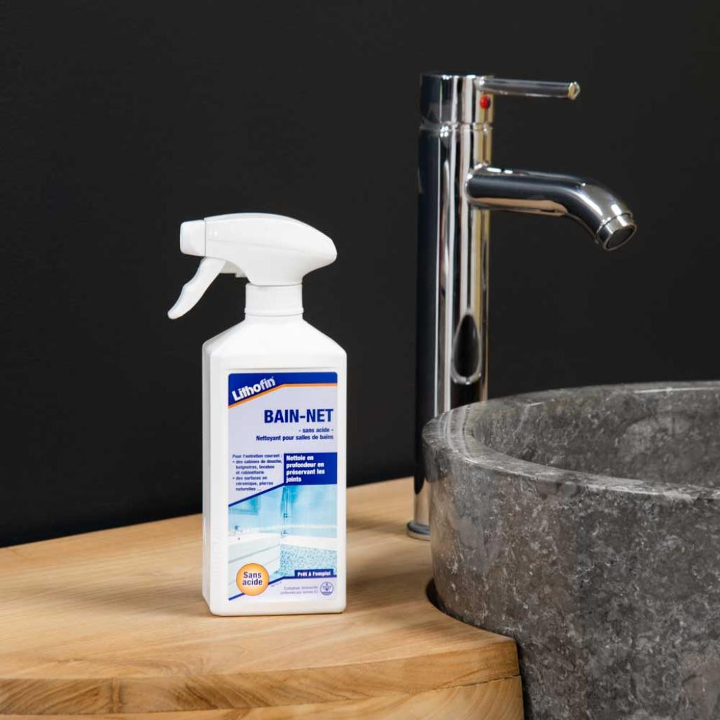 Produit nettoyant pour salle de bain Produit nettoyant pour salle de bain