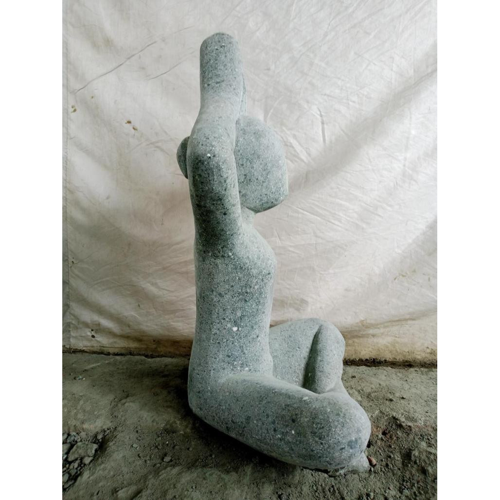 Statue design en pierre yoga 50 cm Statue design en pierre yoga 50 cm