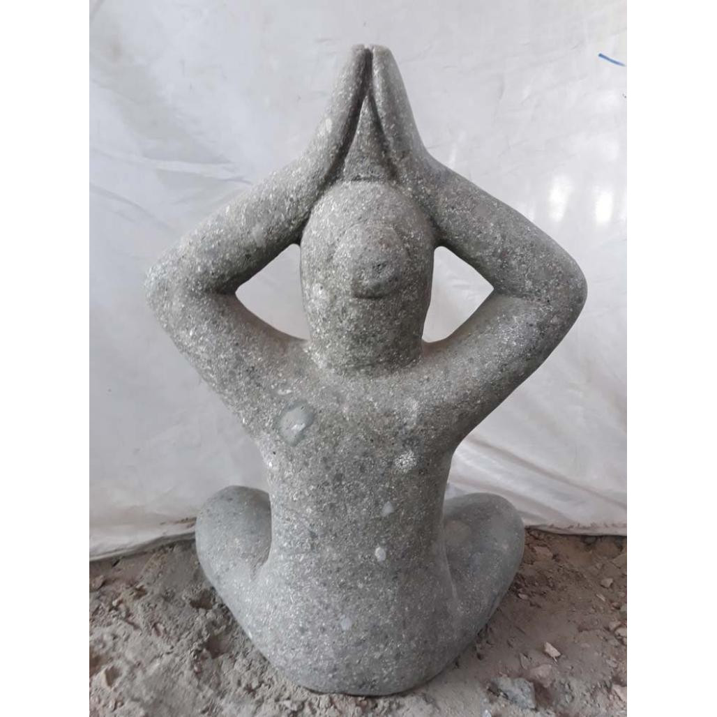 Sculpture moderne femme yoga en pierre 40 cm Sculpture moderne femme yoga en pierre 40 cm