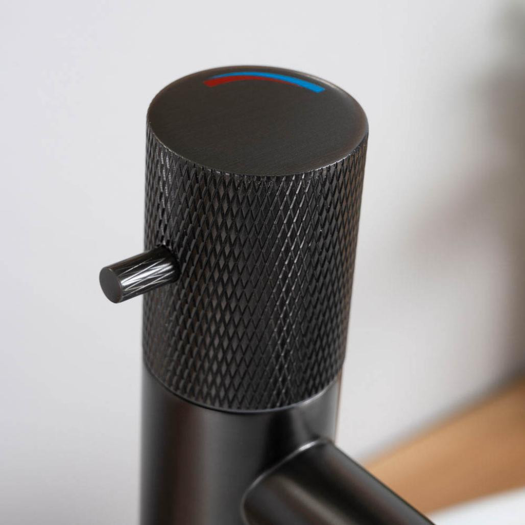 Robinet lavabo mitigeur progressif Irminio gun-métal Robinet lavabo mitigeur progressif Irminio gun-métal