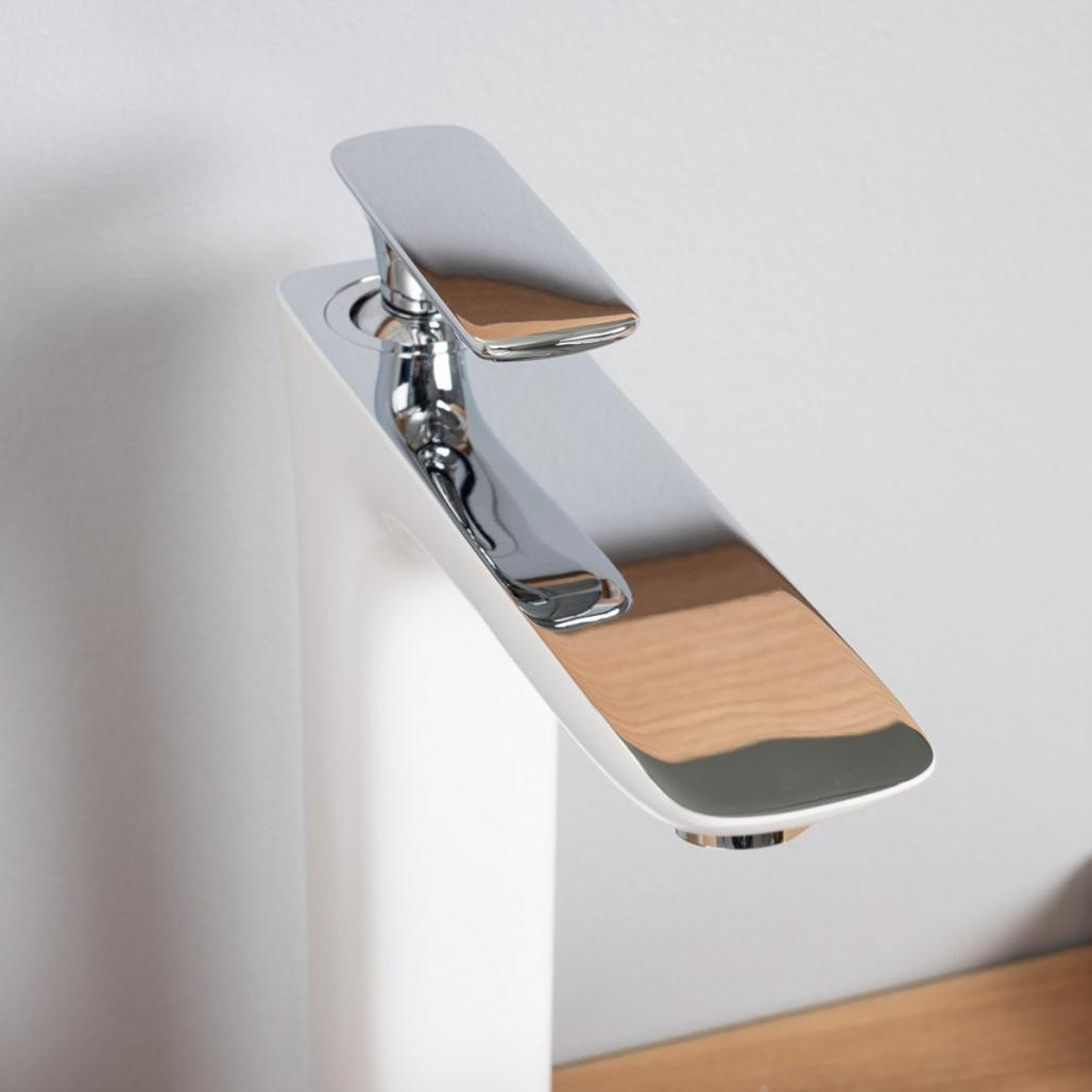 Robinet surélevé pour vasque Glomma blanc et chromé Robinet surélevé pour vasque Glomma blanc et chromé