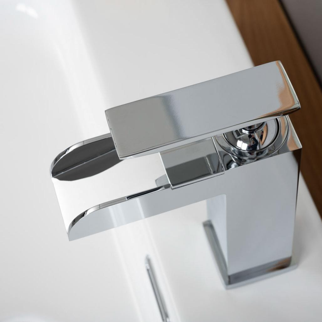 Robinet cascade pour lavabo Shannon chrome
