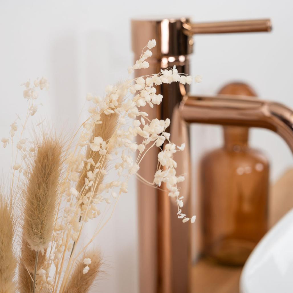 Mitigeur surélevé salle de bain moderne Narva or rose