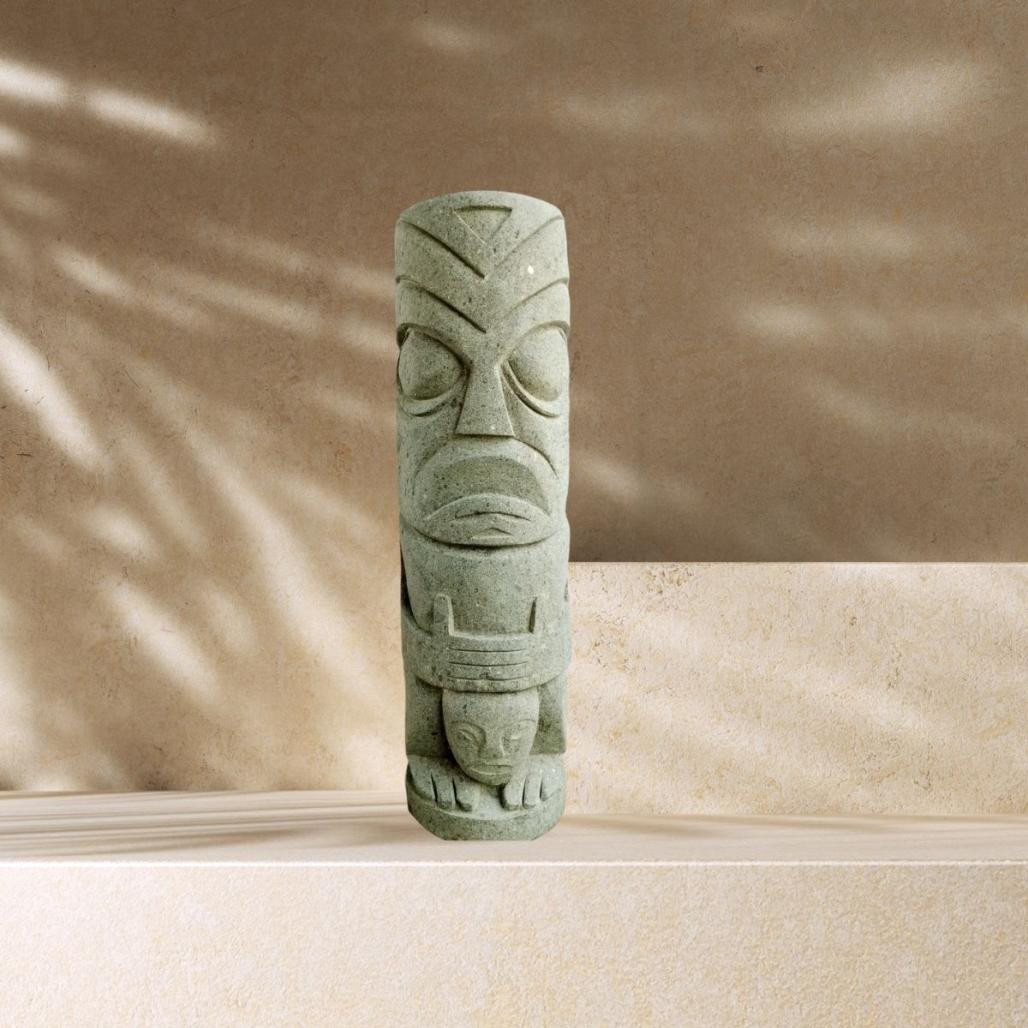 Totem en pierre tiki statue de jardin 1m