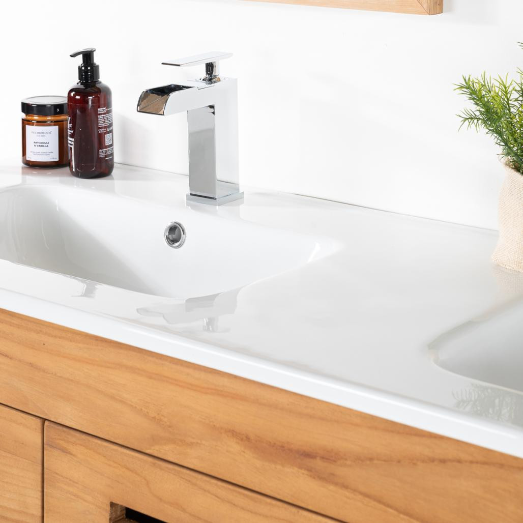 Meuble salle de bain en teck massif et céramique Sira 140 cm Meuble salle de bain en teck massif et céramique Sira 140 cm