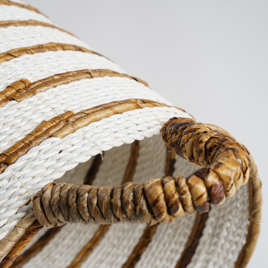 Panier en fibres végétales écru et marron M Sethi Panier en fibres végétales écru et marron M Sethi