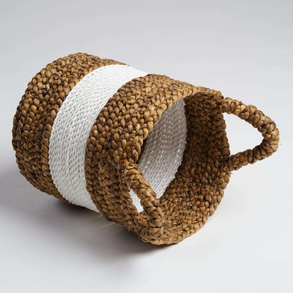 Panier tressé en jacinthe d'eau S Vito Panier tressé en jacinthe d'eau S Vito