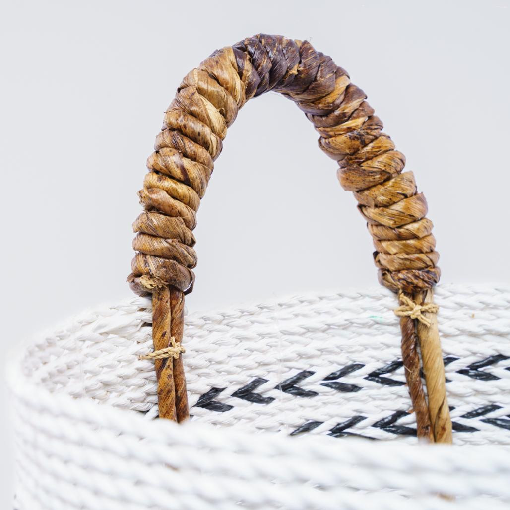 Panier avec poignée en fibre végétale M Sookie Panier avec poignée en fibre végétale M Sookie