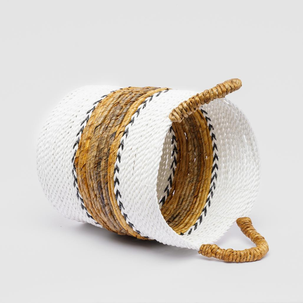 Panier en fibre végétale écru et marron S Izia