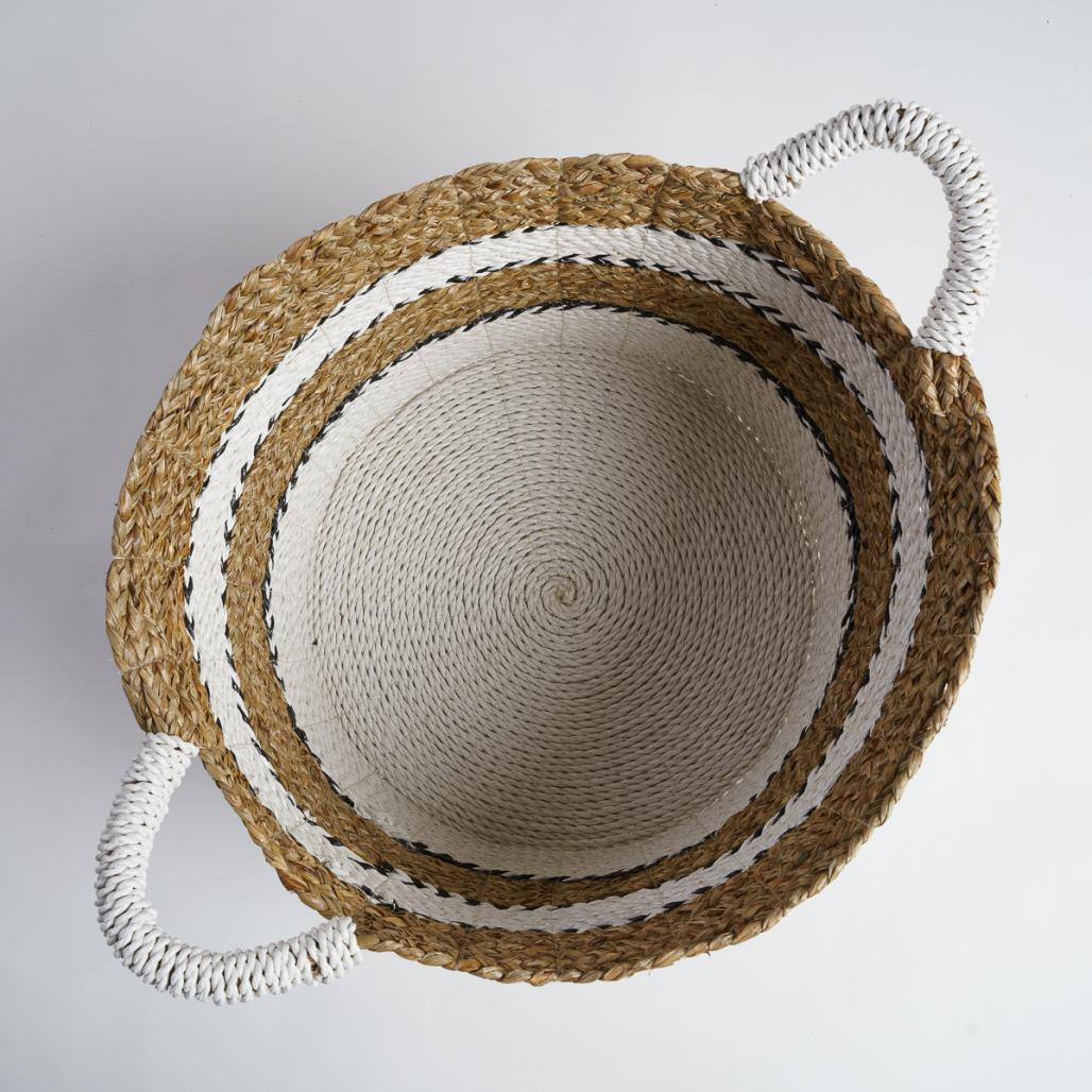 Grand panier tressé en jacinthe d'eau XL Cassi Grand panier tressé en jacinthe d'eau XL Cassi