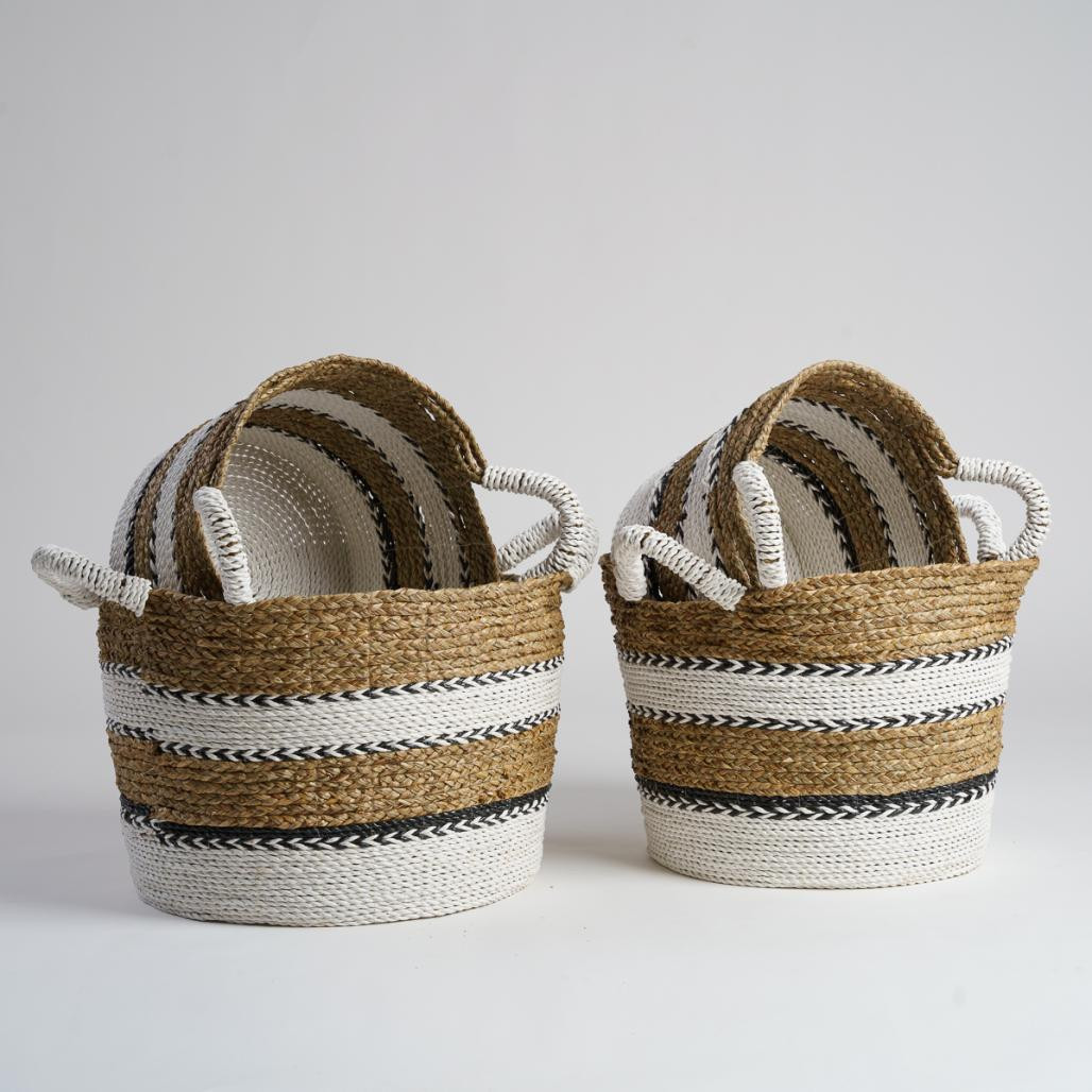 Grand panier tressé en jacinthe d'eau XL Cassi Grand panier tressé en jacinthe d'eau XL Cassi