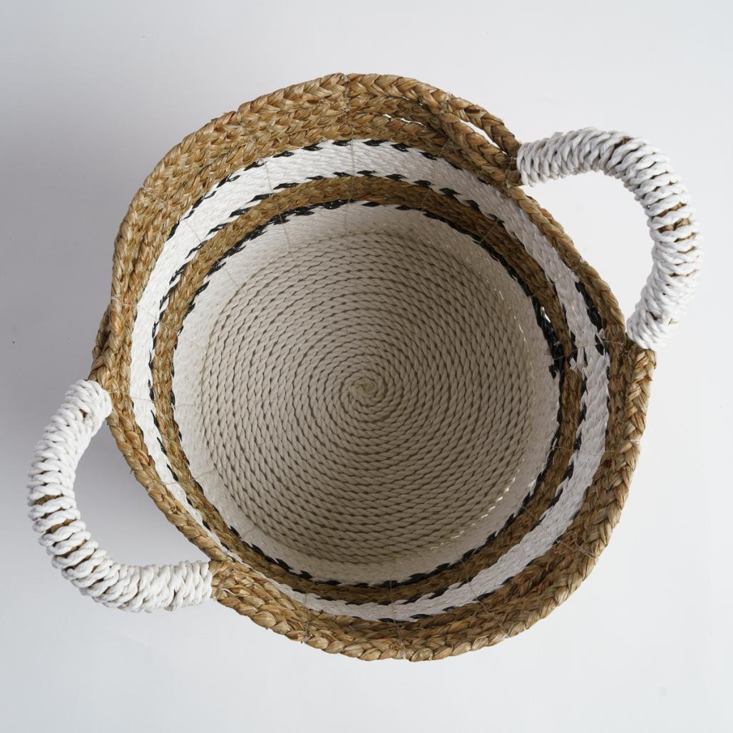 Panier tressé en jacinthe d'eau S Cassi