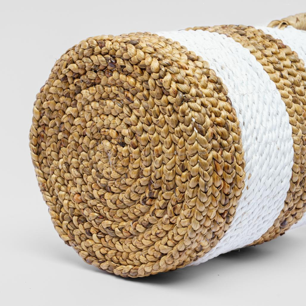 Panier en jacinthe d'eau écru et marron S Mizu Panier en jacinthe d'eau écru et marron S Mizu