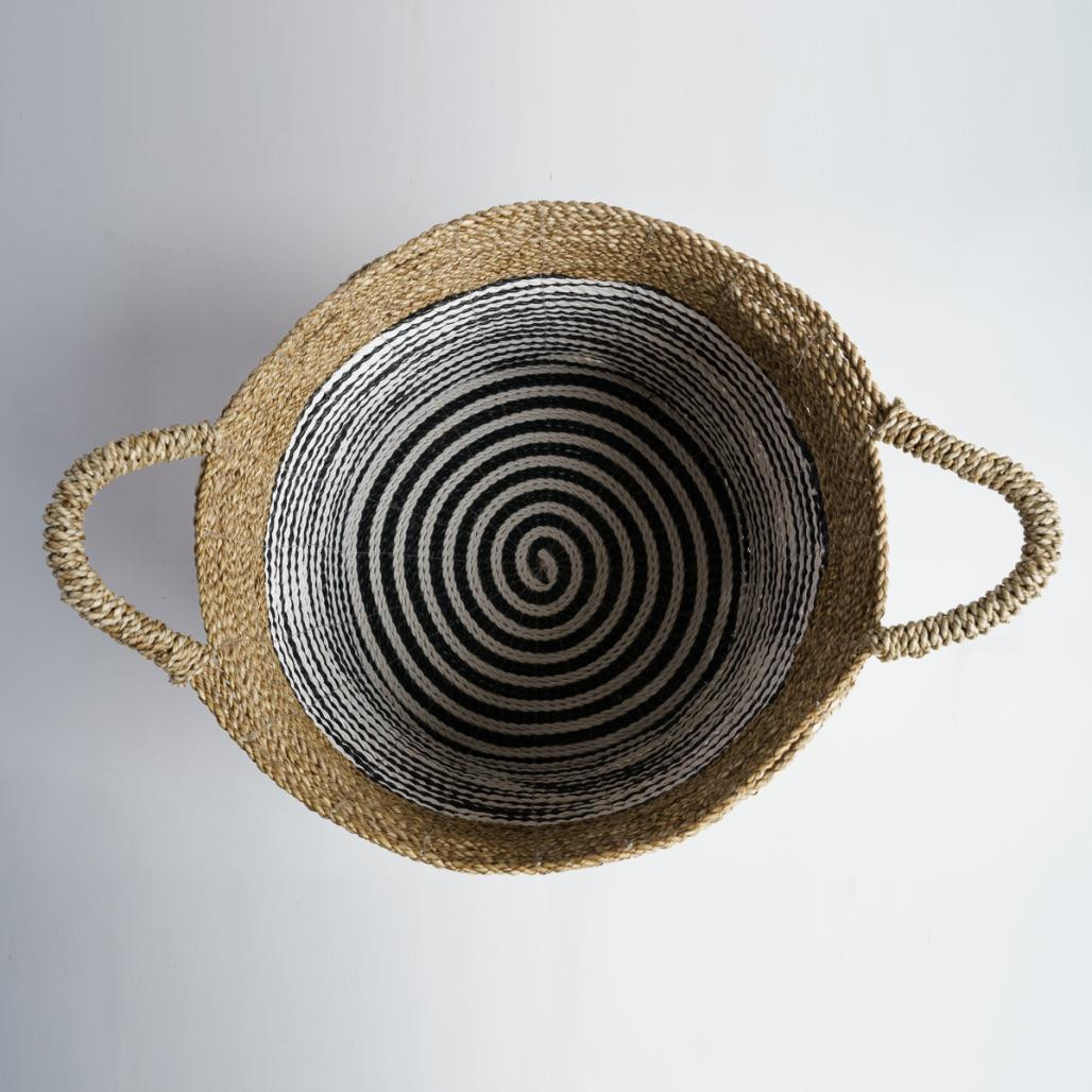 Panier en jonc de mer noir et blanc M Pika Panier en jonc de mer noir et blanc M Pika