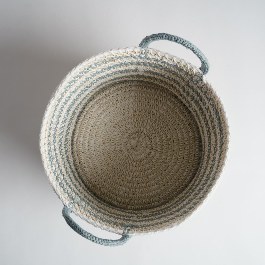 Panier de rangement en corde gris et écru L Guapa Panier de rangement en corde gris et écru L Guapa