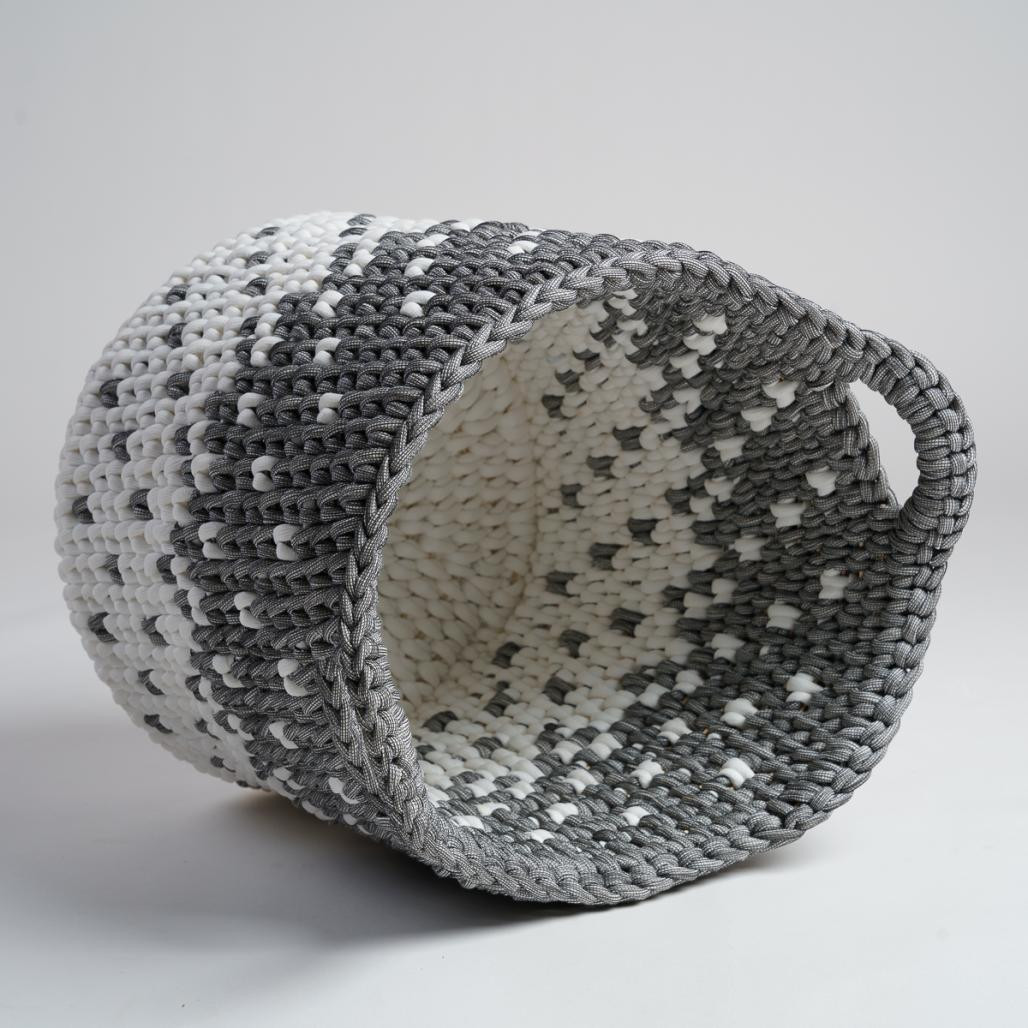 Panier en corde gris et blanc M Elly Panier en corde gris et blanc M Elly