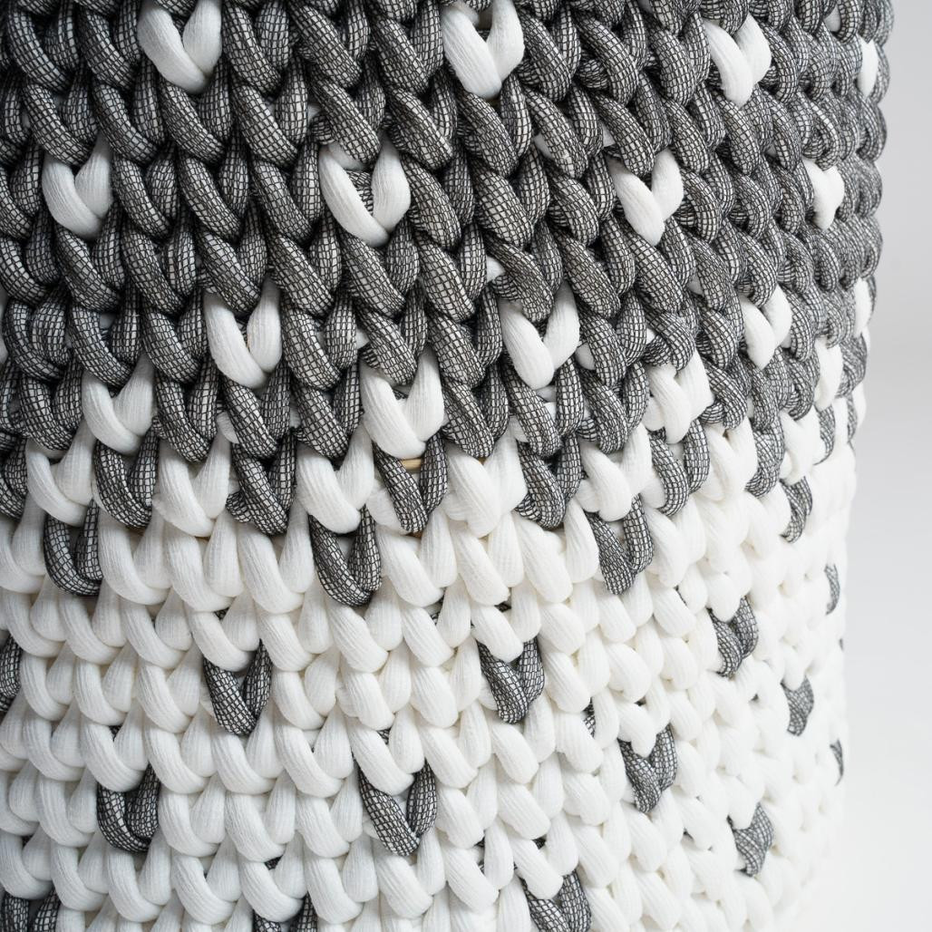 Panier en corde gris et blanc M Elly Panier en corde gris et blanc M Elly