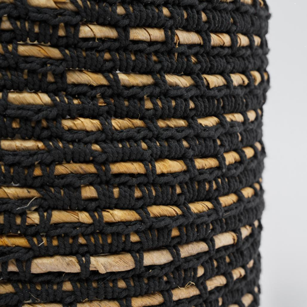 Lot de 2 paniers en fibre végétale noir et beige L-S Anaya