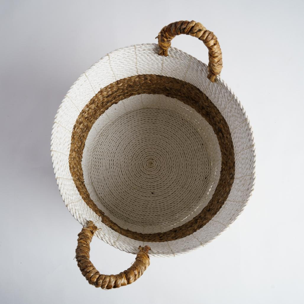 Grand panier en jacinthe d'eau écru et marron XL Mizu