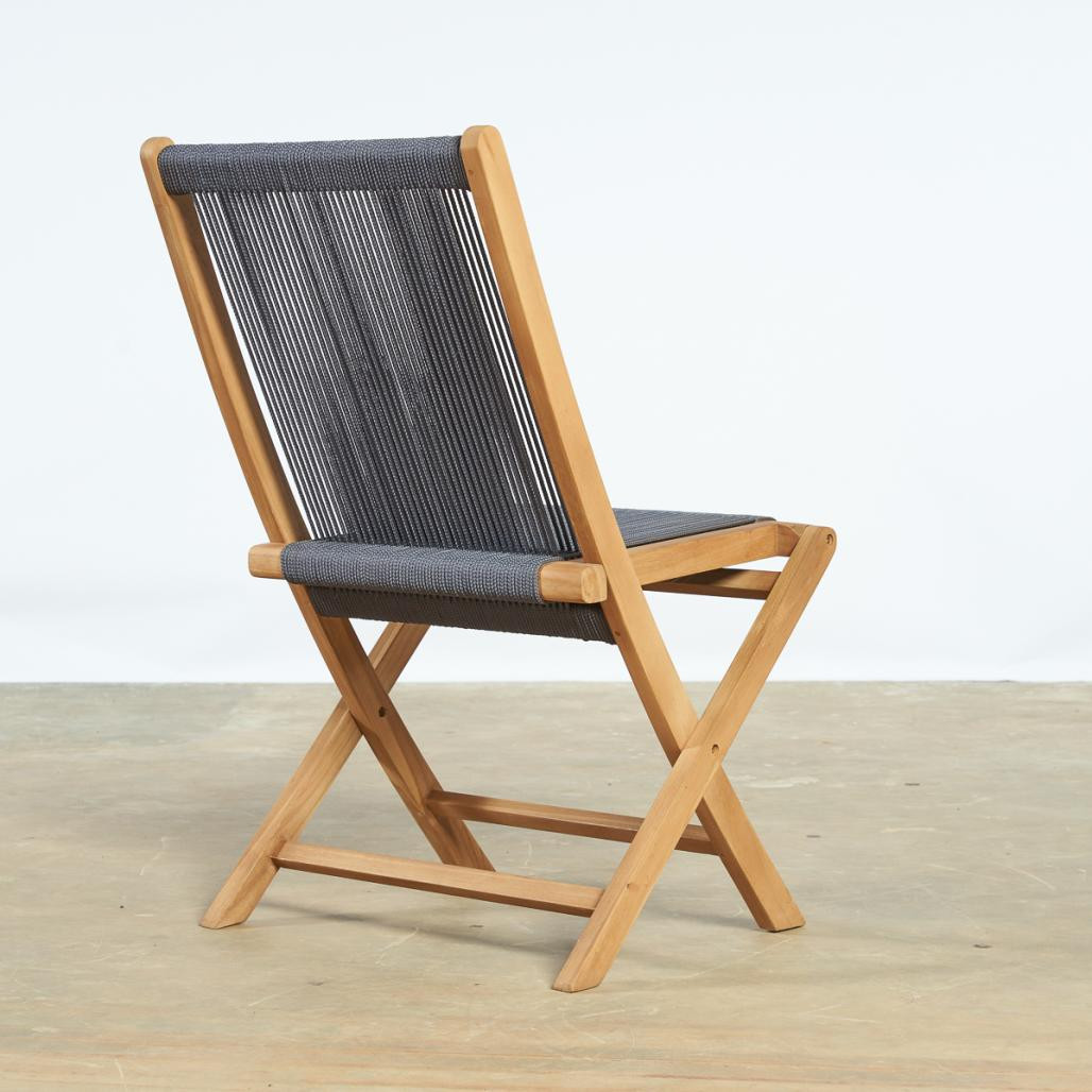 Lot de 2 chaises de jardin en teck et corde dark grey Kristo Lot de 2 chaises de jardin en teck et corde dark grey Kristo