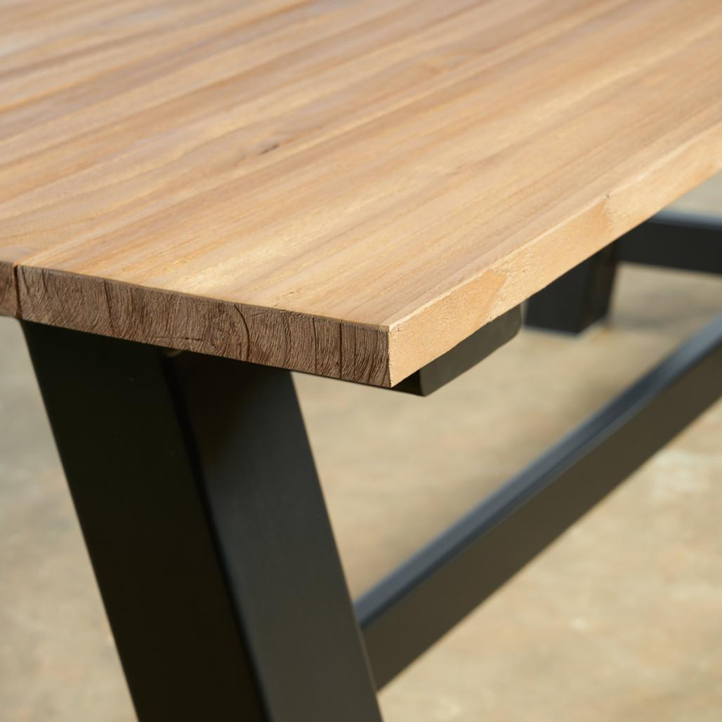 Table de jardin en teck 200 cm Paulo Table de jardin en teck 200 cm Paulo