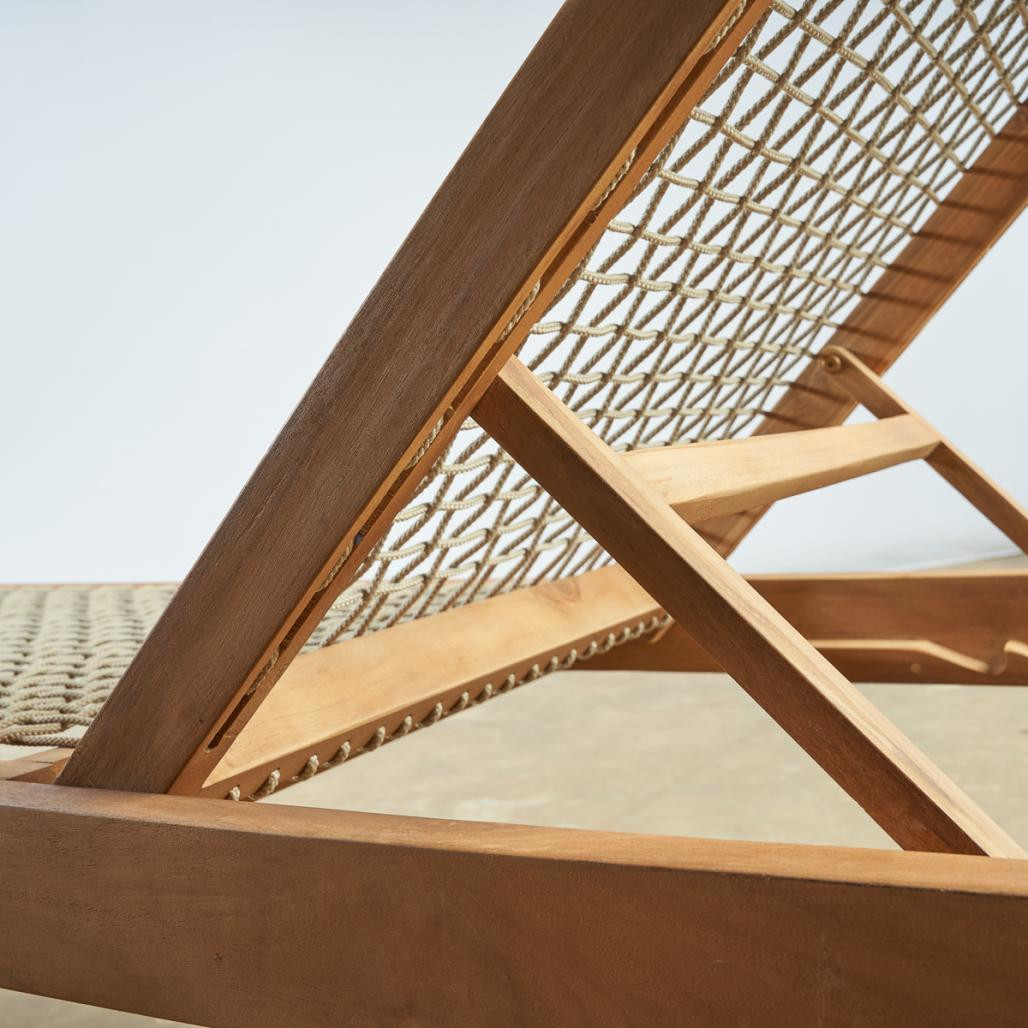 Bain de soleil en teck et corde avec roulette naturel Leina Bain de soleil en teck et corde avec roulette naturel Leina