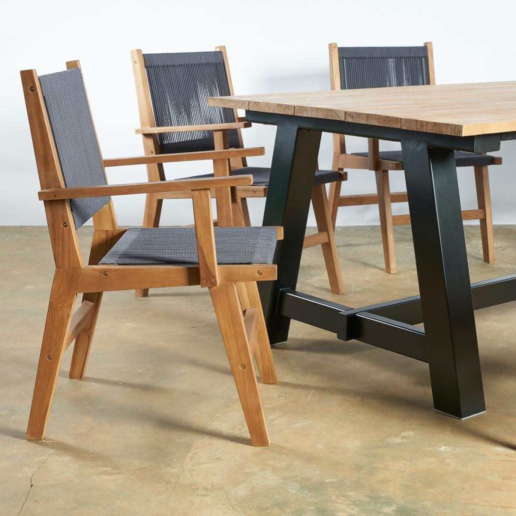 Ensemble table de jardin en teck et 6 fauteuils dark grey