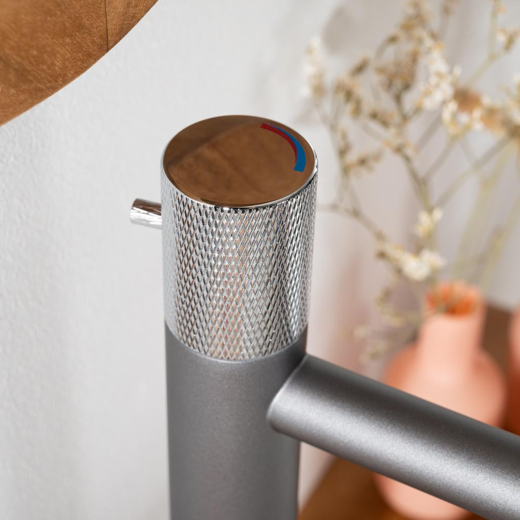 Mitigeur progressif pour vasque Irminio gris et chromé Mitigeur progressif pour vasque Irminio gris et chromé