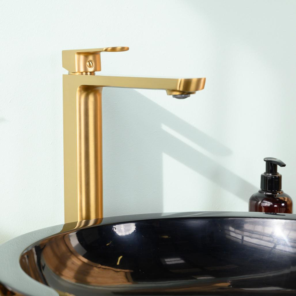 Mitigeur pour vasque salle de bain Louga or brossé Mitigeur pour vasque salle de bain Louga or brossé