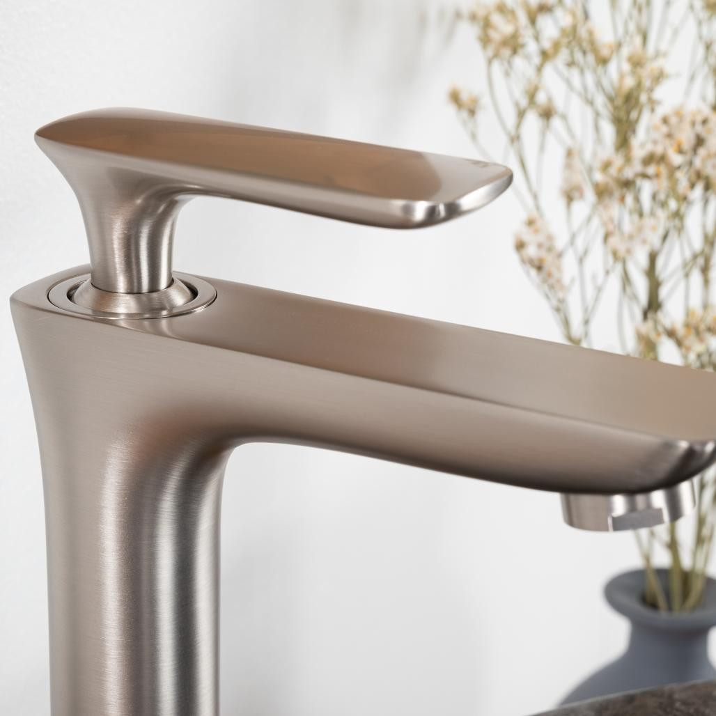 Robinet pour vasque de salle de bain Ems nickel brossé Robinet pour vasque de salle de bain Ems nickel brossé