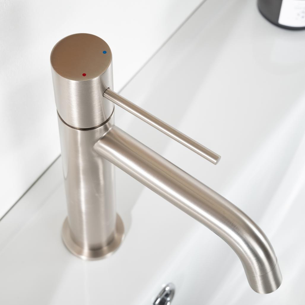 Mitigeur lavabo salle de bain Lana nickel brossé Mitigeur lavabo salle de bain Lana nickel brossé