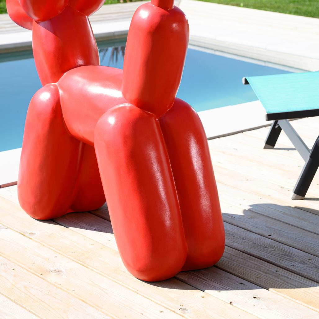 Statue chien ballon rouge 100 cm Statue chien ballon rouge 100 cm